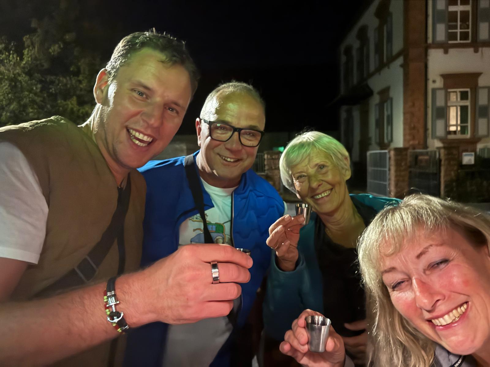 An der "kleinsten Theke" nach der Trophy 9/25